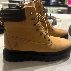 Timberland boots-size 8